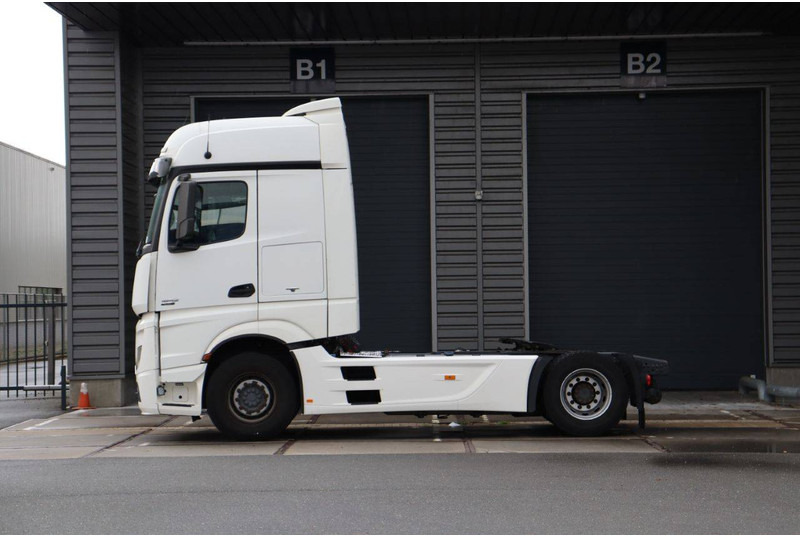 Mercedes-Benz Actros - Podvozek s kabinou: obrázok 2 Mercedes-Benz Actros - Podvozek s kabinou: obrázok 2