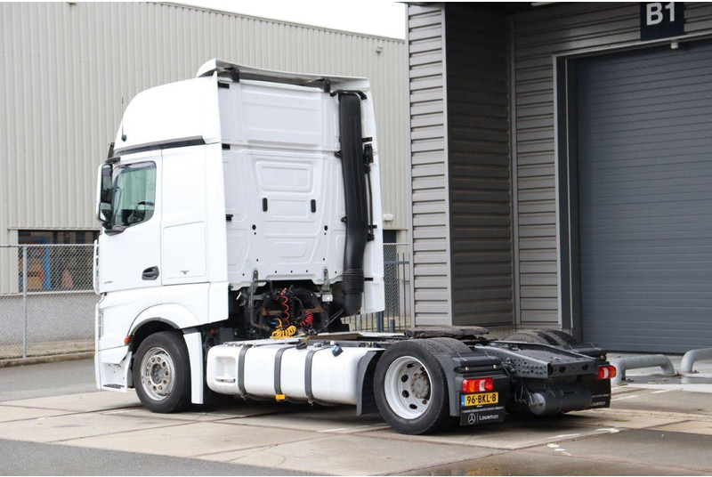 Mercedes-Benz Actros - Podvozek s kabinou: obrázok 4 Mercedes-Benz Actros - Podvozek s kabinou: obrázok 4