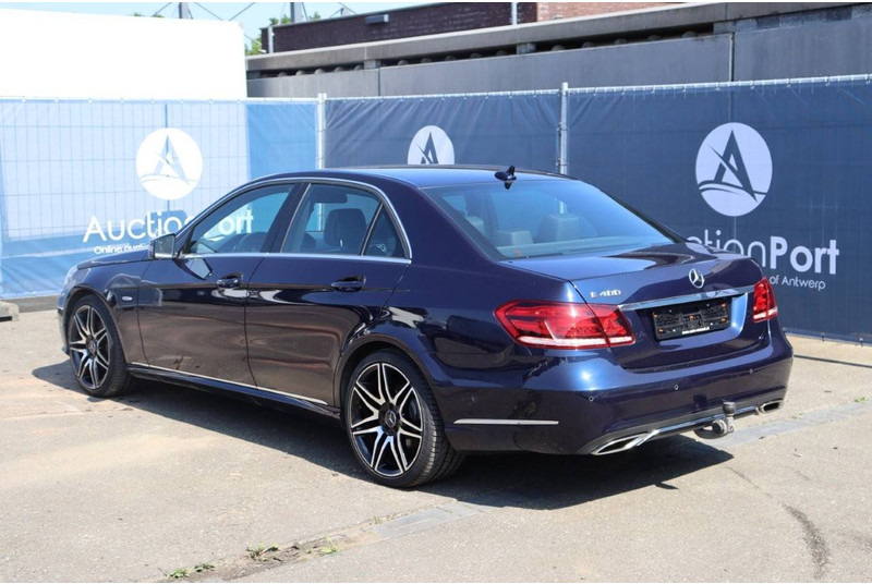 Mercedes-Benz E-Klasse Avantgarde - Sedan: obrázok 4 Mercedes-Benz E-Klasse Avantgarde - Sedan: obrázok 4