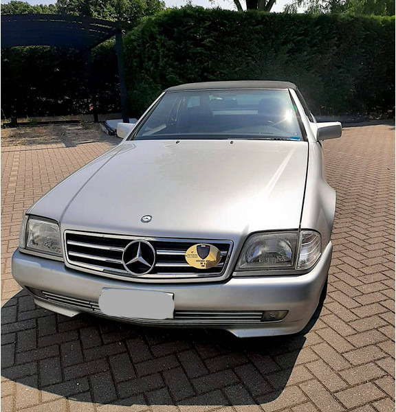 Mercedes-Benz SL-Klasse (R129) _ 300 -24 - Sedan: obrázok 1 Mercedes-Benz SL-Klasse (R129) _ 300 -24 - Sedan: obrázok 1
