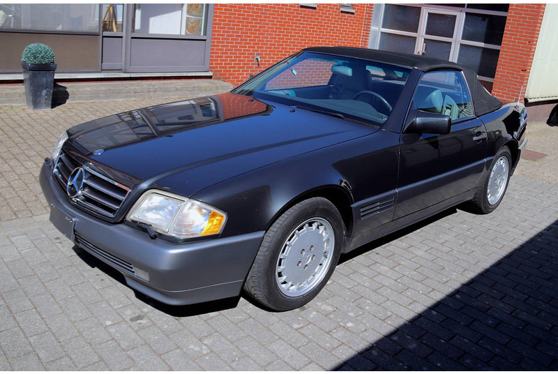 Mercedes-Benz SL-Klasse (R129) _ 500 - Sedan: obrázok 2 Mercedes-Benz SL-Klasse (R129) _ 500 - Sedan: obrázok 2