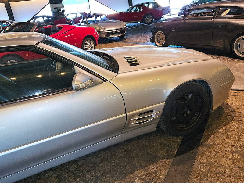 Mercedes-Benz SL-Klasse (R129) _ 500 - Sedan: obrázok 3 Mercedes-Benz SL-Klasse (R129) _ 500 - Sedan: obrázok 3
