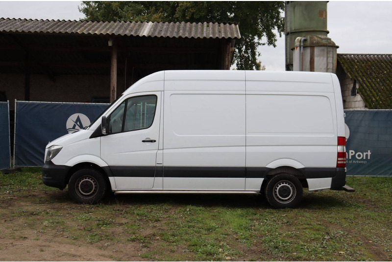 Mercedes-Benz Sprinter 210 CDI - Furgon: obrázok 2 Mercedes-Benz Sprinter 210 CDI - Furgon: obrázok 2