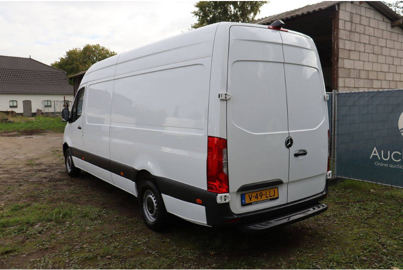 Mercedes-Benz Sprinter - Furgon: obrázok 4 Mercedes-Benz Sprinter - Furgon: obrázok 4
