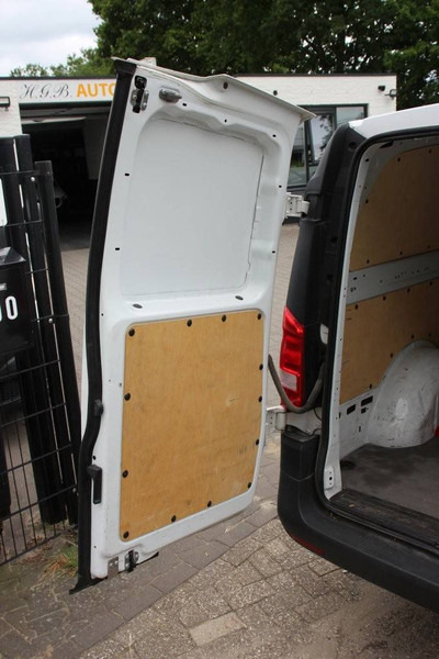 Furgon Mercedes-Benz Vito: obrázok 16