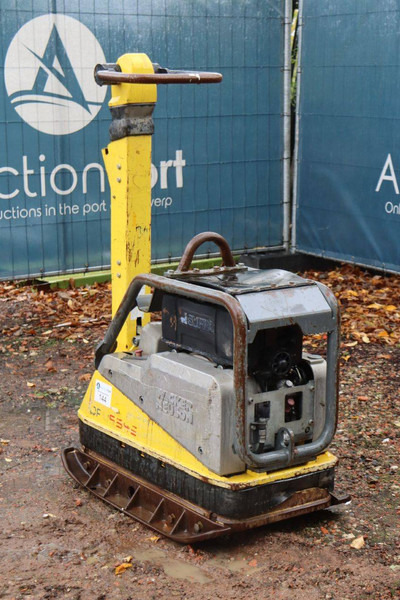 Neuson DPU5545 - Vibračná doska: obrázok 3 Neuson DPU5545 - Vibračná doska: obrázok 3