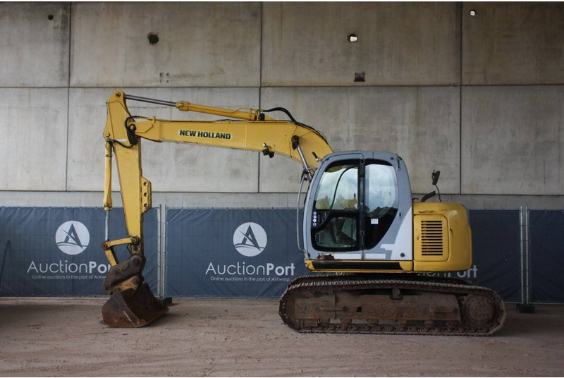 New Holland E115SR - Pásové rýpadlo: obrázok 2 New Holland E115SR - Pásové rýpadlo: obrázok 2