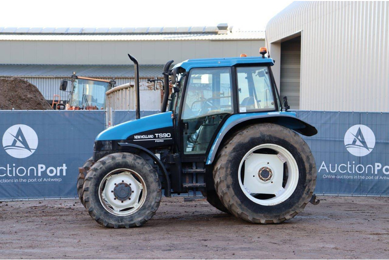 New Holland TS90 - Traktor: obrázok 1 New Holland TS90 - Traktor: obrázok 1