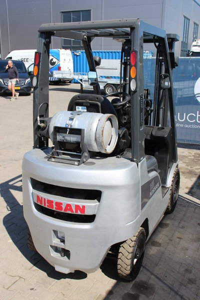 Nissan P1F 1A150 - Plynový vysokozdvižný vozík: obrázok 5 Nissan P1F 1A150 - Plynový vysokozdvižný vozík: obrázok 5