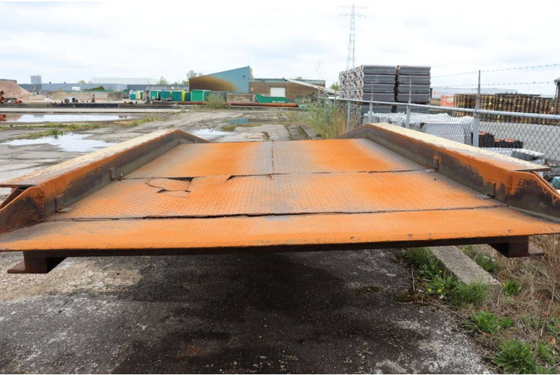 Onbekend 1013 - Plošinový/ Valníkový príves: obrázok 4 Onbekend 1013 - Plošinový/ Valníkový príves: obrázok 4