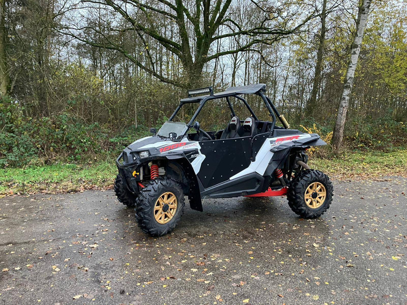 POLARIS RANGER RZR XP 1000 - Golfový vozík: obrázok 2 POLARIS RANGER RZR XP 1000 - Golfový vozík: obrázok 2