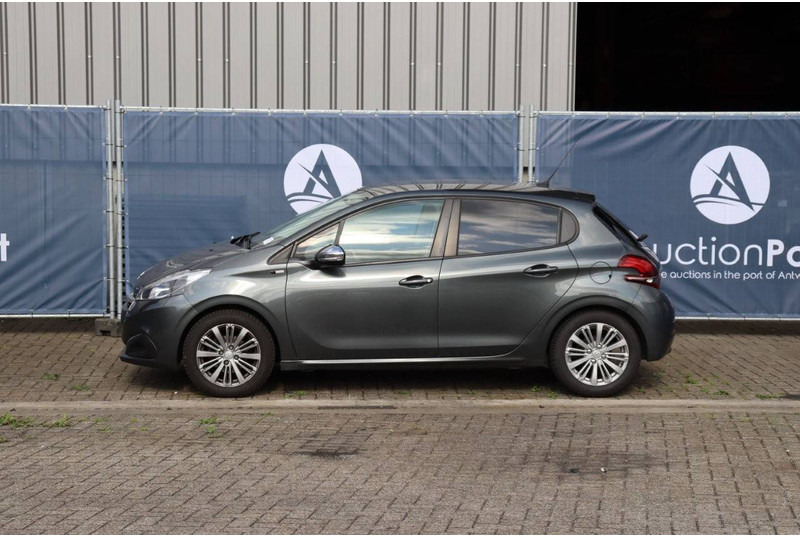 Peugeot 208 - Automobil: obrázok 2 Peugeot 208 - Automobil: obrázok 2