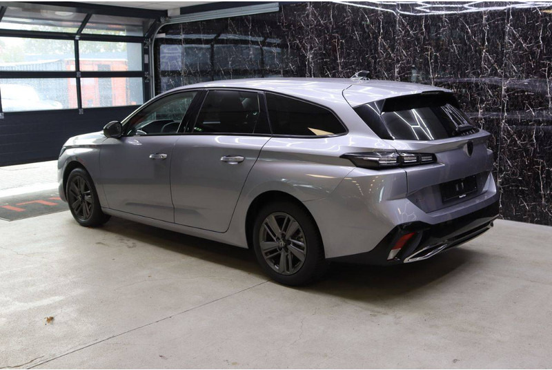 Peugeot 308 SW - Automobil: obrázok 4 Peugeot 308 SW - Automobil: obrázok 4