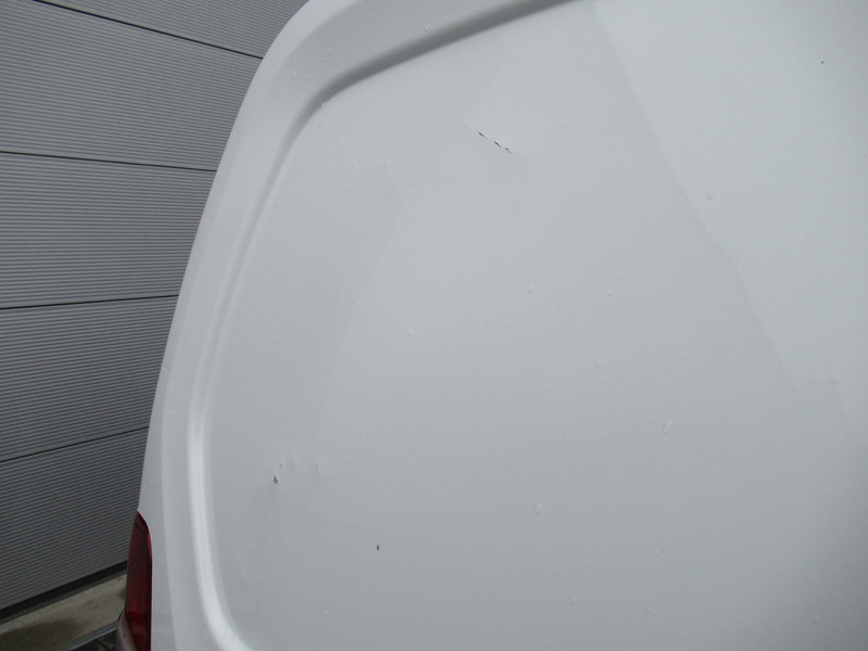 Peugeot Partner 1.5 BlueHDi Automatic - Furgon: obrázok 5 Peugeot Partner 1.5 BlueHDi Automatic - Furgon: obrázok 5