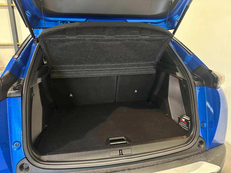 Peugeot e-2008 EV GT - SUV: obrázok 5 Peugeot e-2008 EV GT - SUV: obrázok 5