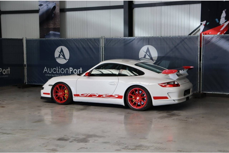 Porsche 911 997 GT3 - Sedan: obrázok 3 Porsche 911 997 GT3 - Sedan: obrázok 3