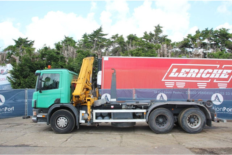 Scania 69/1299 - Hákový nosič kontajnerov: obrázok 2 Scania 69/1299 - Hákový nosič kontajnerov: obrázok 2