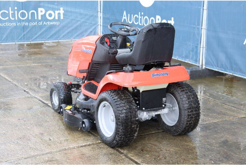 Simplicity 2691927 - Záhradná kosačka: obrázok 4 Simplicity 2691927 - Záhradná kosačka: obrázok 4