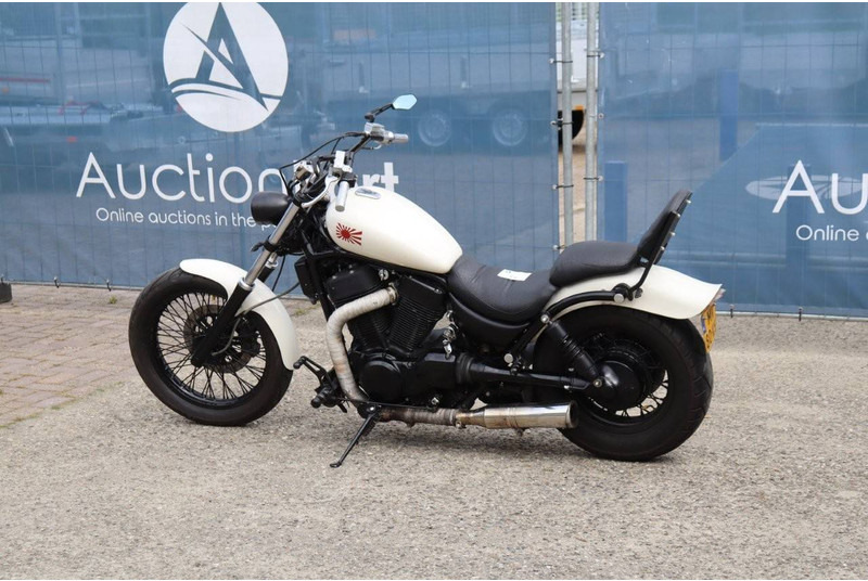 Suzuki VS 1400 - Motocykel: obrázok 3 Suzuki VS 1400 - Motocykel: obrázok 3