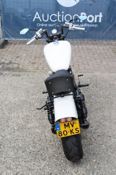 Suzuki VS 1400 - Motocykel: obrázok 5 Suzuki VS 1400 - Motocykel: obrázok 5