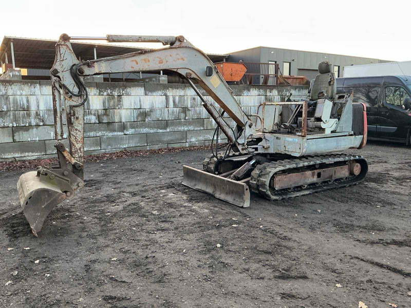 Pásové rýpadlo Takeuchi TB045: obrázok 16