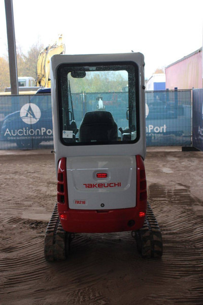 Takeuchi TB216 - Mini rýpadlo: obrázok 4 Takeuchi TB216 - Mini rýpadlo: obrázok 4