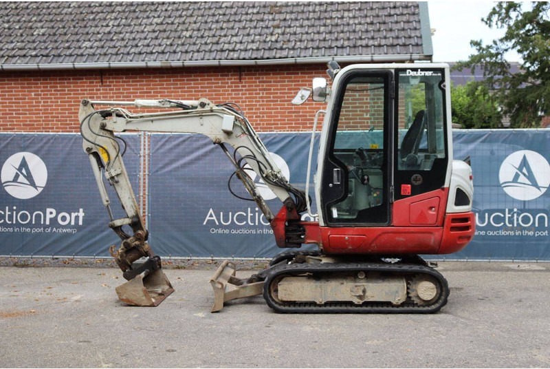 Takeuchi TB230 - Pásové rýpadlo: obrázok 2 Takeuchi TB230 - Pásové rýpadlo: obrázok 2