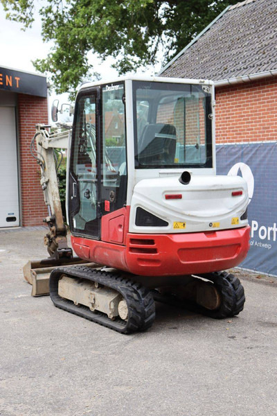 Takeuchi TB230 - Pásové rýpadlo: obrázok 4 Takeuchi TB230 - Pásové rýpadlo: obrázok 4