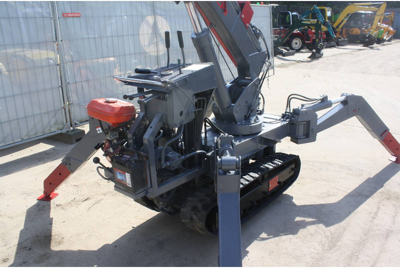 Takeuchi TC205 - Pásový žeriav: obrázok 4 Takeuchi TC205 - Pásový žeriav: obrázok 4