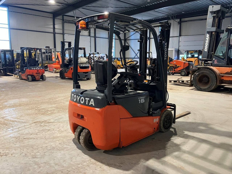 Toyota 8FBET16 - Elektrický vysokozdvižný vozík: obrázok 4 Toyota 8FBET16 - Elektrický vysokozdvižný vozík: obrázok 4