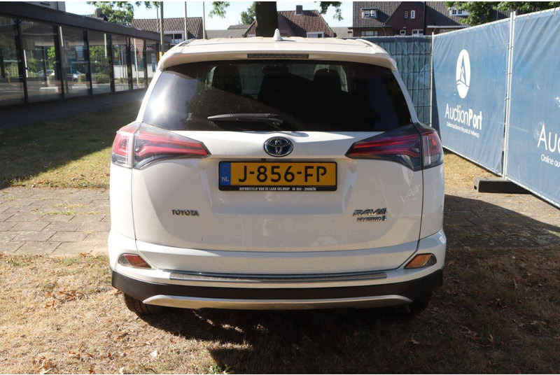 Toyota RAV4 - SUV: obrázok 5 Toyota RAV4 - SUV: obrázok 5