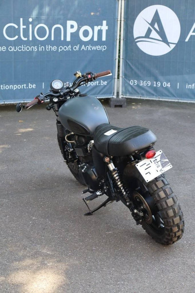 Triumph Bonneville 865 - Motocykel: obrázok 4 Triumph Bonneville 865 - Motocykel: obrázok 4