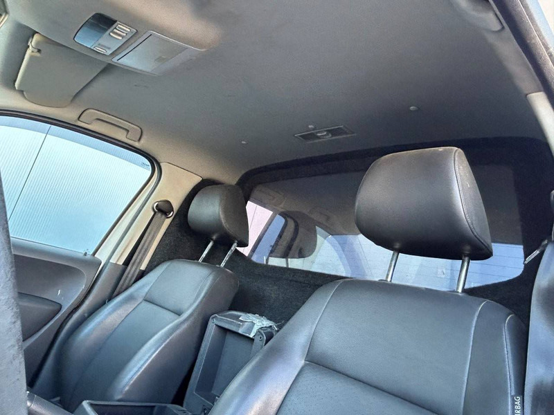 Automobil Volkswagen Amarok: obrázok 13
