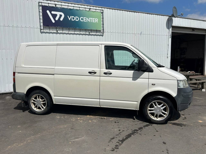 Volkswagen Transporter T5 - Furgon: obrázok 3 Volkswagen Transporter T5 - Furgon: obrázok 3