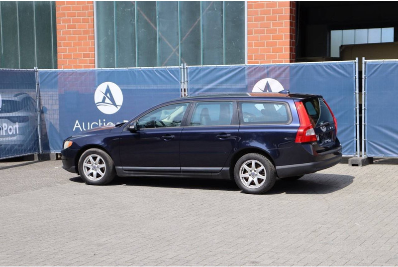 Volvo V70 - Automobil: obrázok 3 Volvo V70 - Automobil: obrázok 3