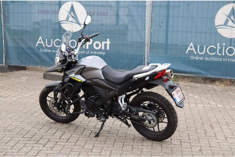 X-Nord 125 - Motocykel: obrázok 3 X-Nord 125 - Motocykel: obrázok 3