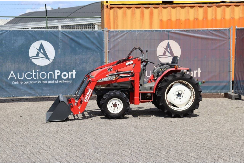 Yanmar F-2000 - Traktor: obrázok 1 Yanmar F-2000 - Traktor: obrázok 1