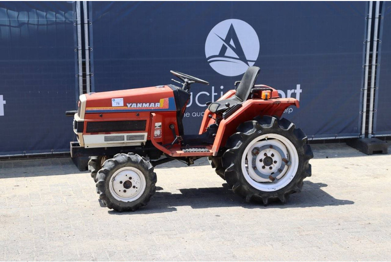 Yanmar F16D - Traktor: obrázok 1 Yanmar F16D - Traktor: obrázok 1