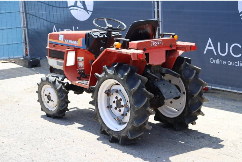 Yanmar F16D - Traktor: obrázok 4 Yanmar F16D - Traktor: obrázok 4