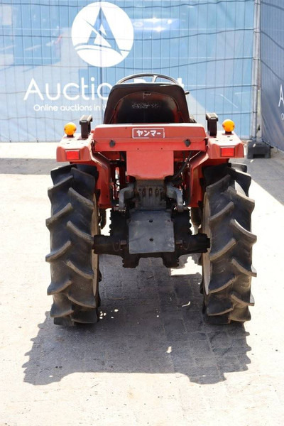 Yanmar F16D - Traktor: obrázok 5 Yanmar F16D - Traktor: obrázok 5