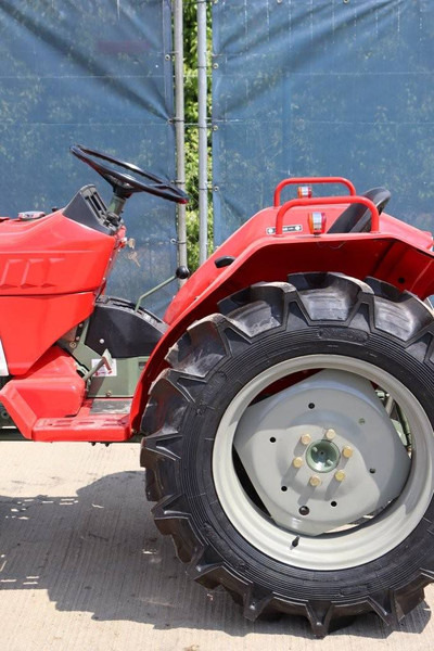 Traktor Yanmar YM1610D: obrázok 17