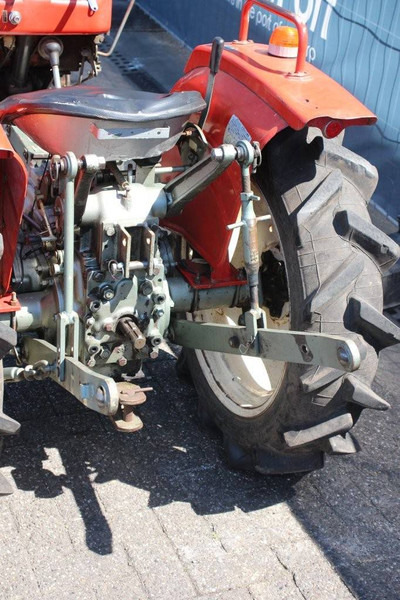 Traktor Yanmar YM2000: obrázok 15