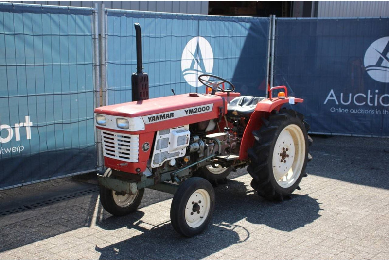 Traktor Yanmar YM2000: obrázok 8
