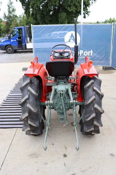 Yanmar YM2210D - Traktor: obrázok 5 Yanmar YM2210D - Traktor: obrázok 5