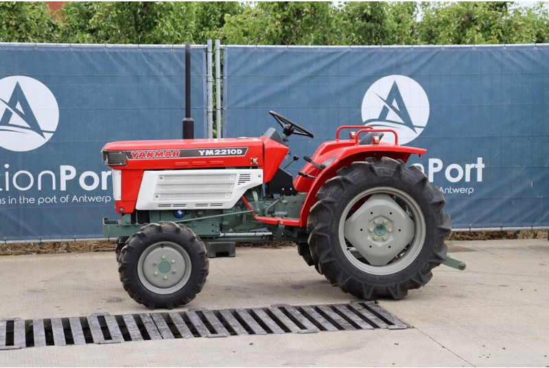 Yanmar YM2210D - Traktor: obrázok 1 Yanmar YM2210D - Traktor: obrázok 1