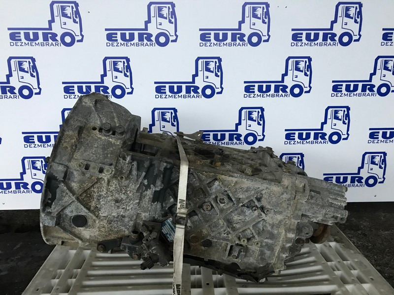 CUTIE DE VITEZE ZF 8 S 151 R=13,86-1,00 - Prevodovka pre Nákladné auto: obrázok 1 CUTIE DE VITEZE ZF 8 S 151 R=13,86-1,00 - Prevodovka pre Nákladné auto: obrázok 1