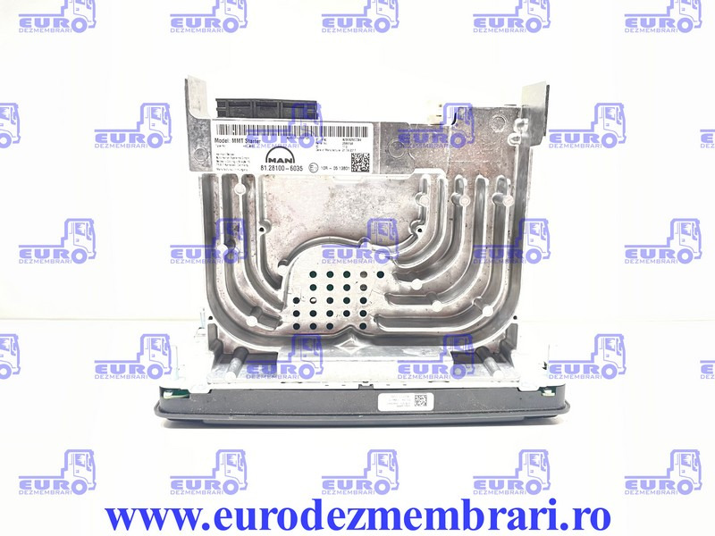 ELEMENT BORD UNITATE MULTIMEDIA MAN TGX 81.28100.6035, 81.28100.6029, 81.28100.6041 - Kabína a interiér pre Nákladné auto: obrázok 2 ELEMENT BORD UNITATE MULTIMEDIA MAN TGX 81.28100.6035, 81.28100.6029, 81.28100.6041 - Kabína a interiér pre Nákladné auto: obrázok 2