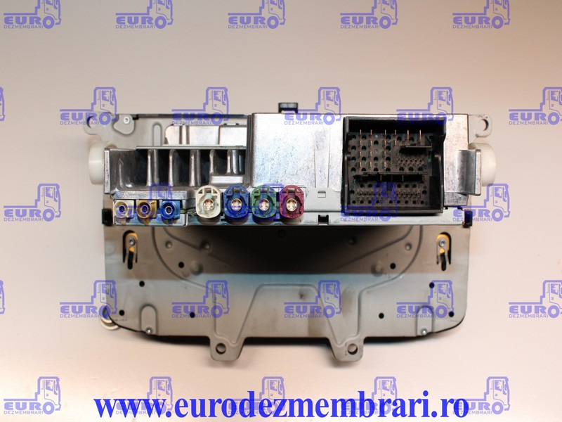 ELEMENT BORD UNITATE MULTIMEDIA SCANIA NGS 2583774, 2594721, 2735760, 2635711, 2783088, 2819278, 2819281 - Palubná doska pre Nákladné auto: obrázok 2 ELEMENT BORD UNITATE MULTIMEDIA SCANIA NGS 2583774, 2594721, 2735760, 2635711, 2783088, 2819278, 2819281 - Palubná doska pre Nákladné auto: obrázok 2