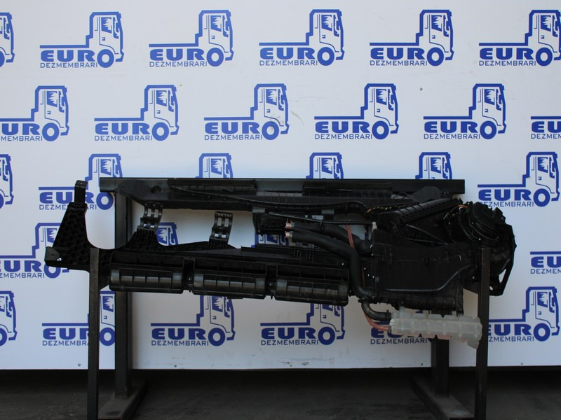 SISTEM CLIMATIZARE MERCEDES ACTROS MP4 A0004460977, A9608312845, A9608302860, A0004460777, A9608300560 - Časť klimatizácie pre Nákladné auto: obrázok 1 SISTEM CLIMATIZARE MERCEDES ACTROS MP4 A0004460977, A9608312845, A9608302860, A0004460777, A9608300560 - Časť klimatizácie pre Nákladné auto: obrázok 1