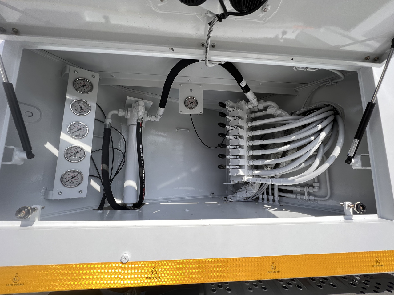 Nový Autočerpadlo Mercedes-Benz Arocs 3343 P E6: obrázok 8